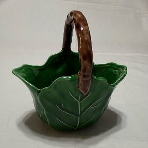 Vintage Green Leaf-Shaped Ceramic Basket